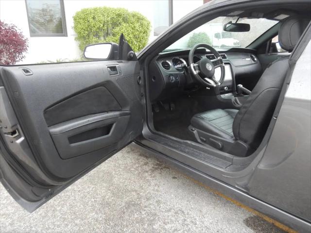 2014 Ford Mustang V6 Premium