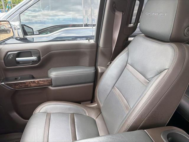2020 GMC Sierra 1500 4WD Crew Cab Short Box Denali