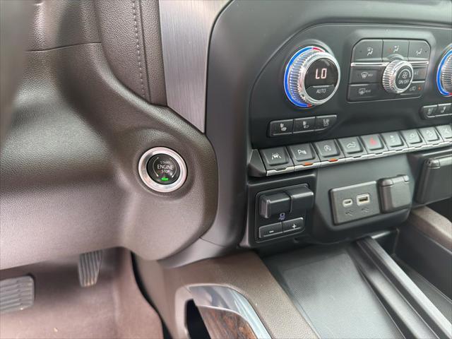 2020 GMC Sierra 1500 4WD Crew Cab Short Box Denali