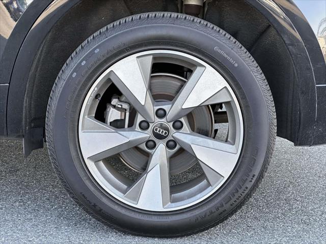 2023 Audi Q5 Premium 40 TFSI quattro S tronic