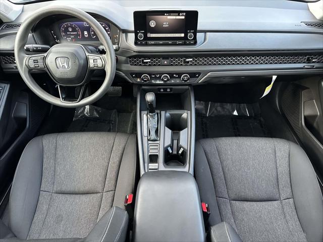 2025 Honda Accord Sedan SE