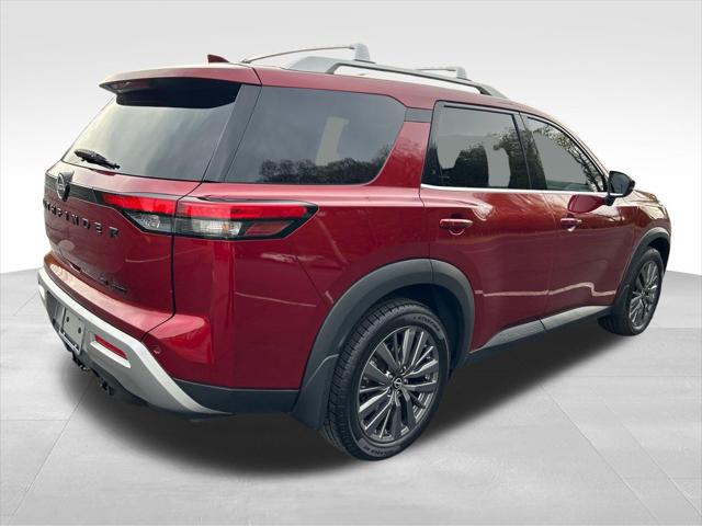 2022 Nissan Pathfinder SL 4WD