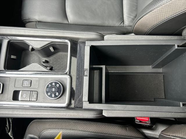2022 Nissan Pathfinder SL 4WD