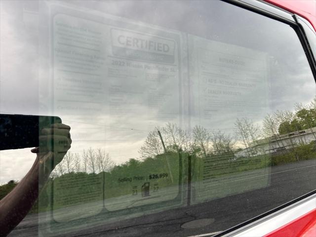 2022 Nissan Pathfinder SL 4WD