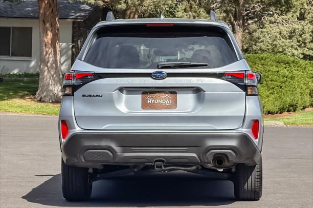 2025 Subaru Forester Premium