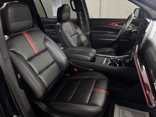 2024 Chevrolet Traverse AWD RS
