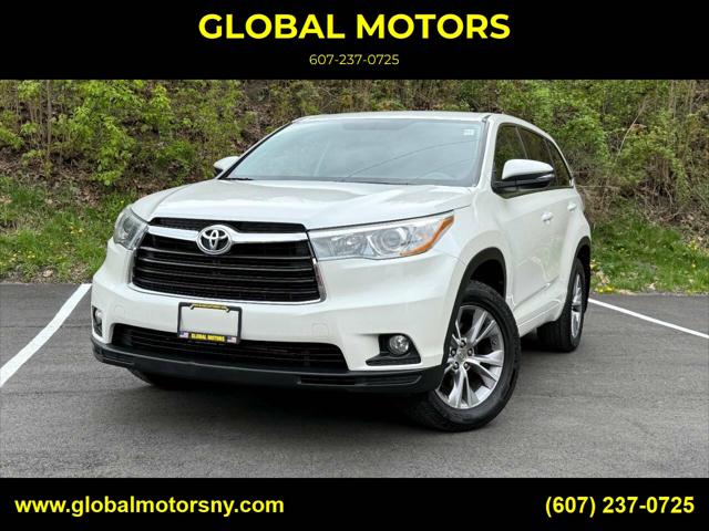 2015 Toyota Highlander LE Plus V6 for sale in Binghamton, NY