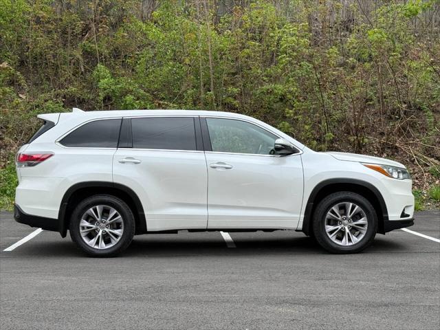 2015 Toyota Highlander LE Plus V6