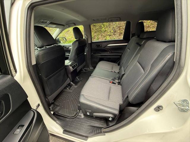 2015 Toyota Highlander LE Plus V6