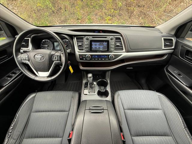 2015 Toyota Highlander LE Plus V6