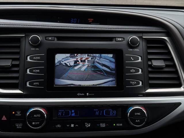 2015 Toyota Highlander LE Plus V6