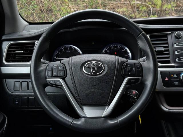 2015 Toyota Highlander LE Plus V6