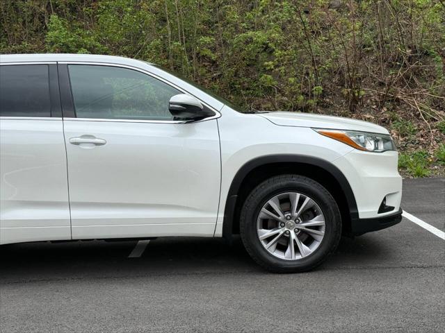 2015 Toyota Highlander LE Plus V6