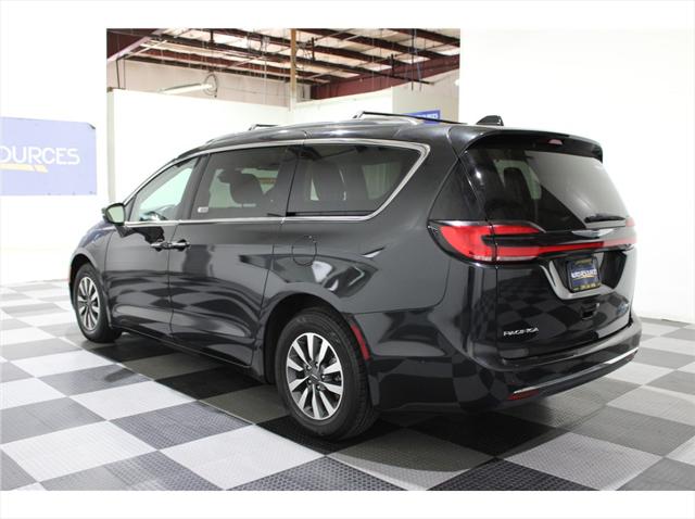 2021 Chrysler Pacifica Hybrid Touring L