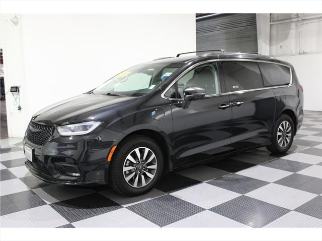 2021 Chrysler Pacifica Hybrid Touring L