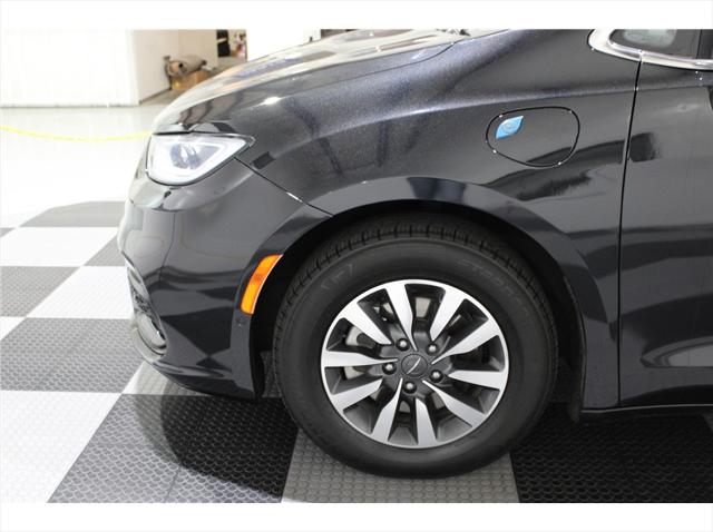2021 Chrysler Pacifica Hybrid Touring L