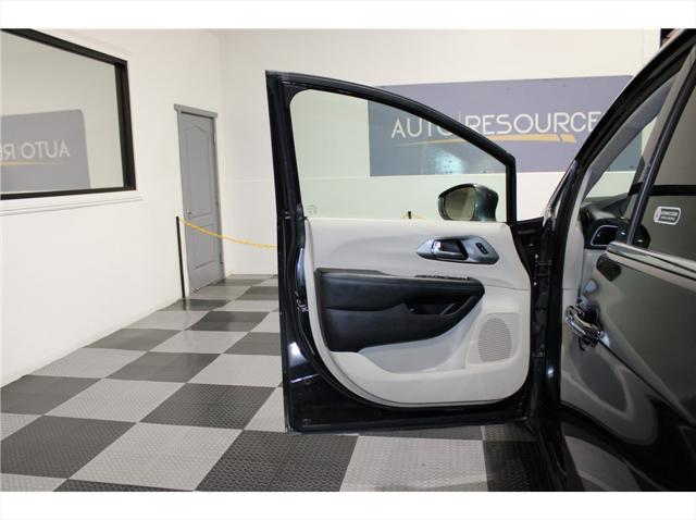 2021 Chrysler Pacifica Hybrid Touring L