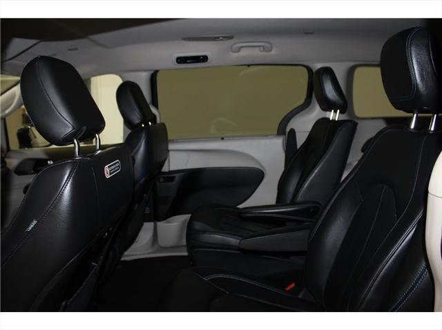 2021 Chrysler Pacifica Hybrid Touring L