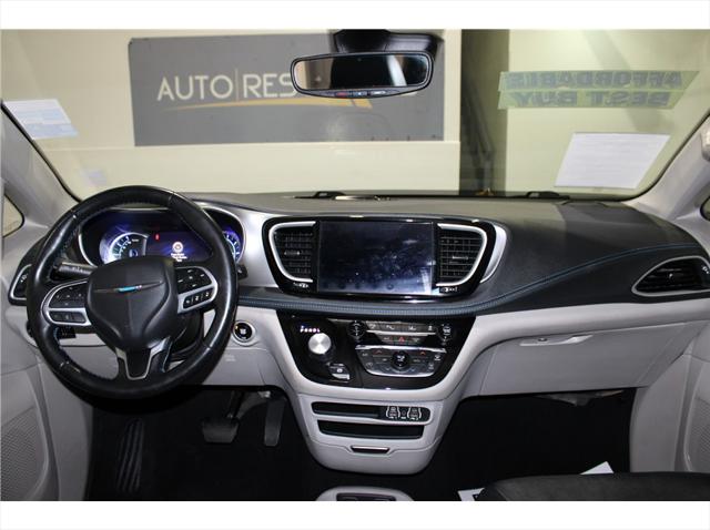 2021 Chrysler Pacifica Hybrid Touring L