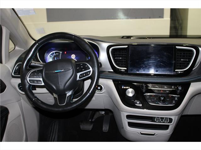 2021 Chrysler Pacifica Hybrid Touring L