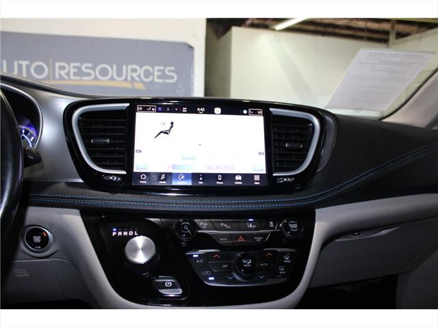 2021 Chrysler Pacifica Hybrid Touring L