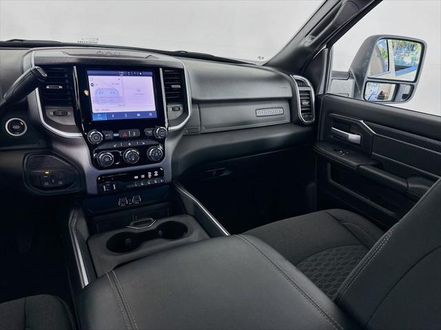 2025 Ram 3500 Big Horn Crew Cab 4x4 8' Box