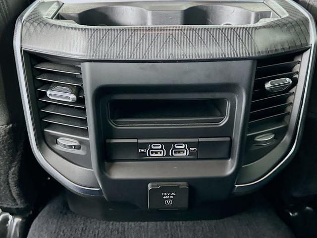 2025 Ram 3500 Big Horn Crew Cab 4x4 8' Box