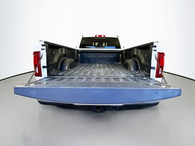 2025 Ram 3500 Big Horn Crew Cab 4x4 8' Box