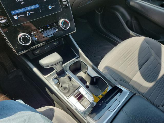 2024 Hyundai Santa Cruz SE