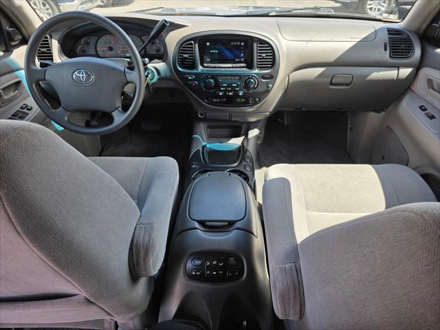 2004 Toyota Sequoia SR5 V8