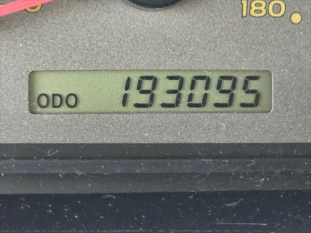 2004 Toyota Sequoia SR5 V8