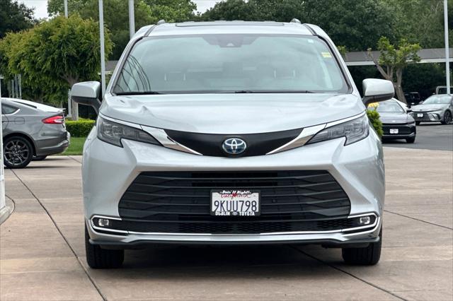 2024 Toyota Sienna XLE
