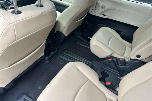 2024 Toyota Sienna XLE