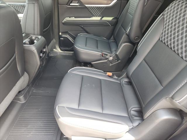 2026 GMC Acadia Denali FWD