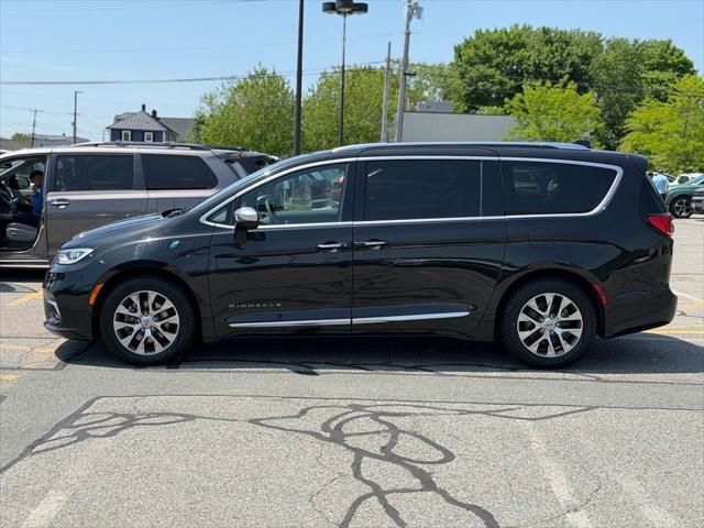 2022 Chrysler Pacifica Hybrid Pinnacle