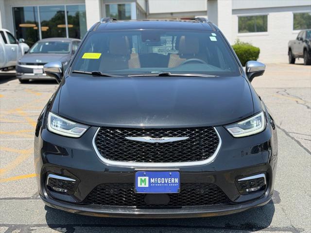 2022 Chrysler Pacifica Hybrid Pinnacle