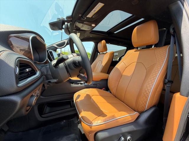 2022 Chrysler Pacifica Hybrid Pinnacle