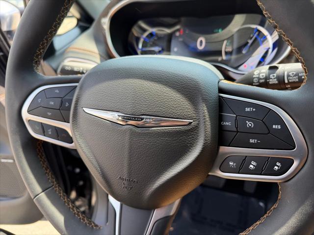 2022 Chrysler Pacifica Hybrid Pinnacle