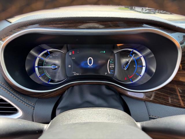 2022 Chrysler Pacifica Hybrid Pinnacle