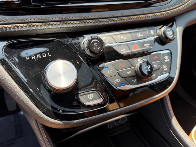 2022 Chrysler Pacifica Hybrid Pinnacle