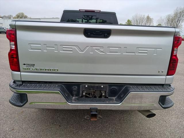2022 Chevrolet Silverado 2500HD 4WD Crew Cab Long Bed LT