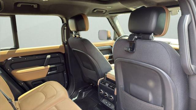 2025 Land Rover Defender 110 P525 V8
