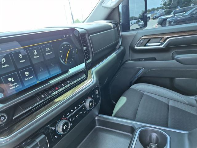 2024 Chevrolet Silverado 2500HD 4WD Crew Cab Standard Bed LT