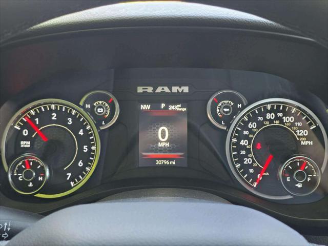 2025 Ram 1500 Big Horn Crew Cab 4x4 5'7" Box