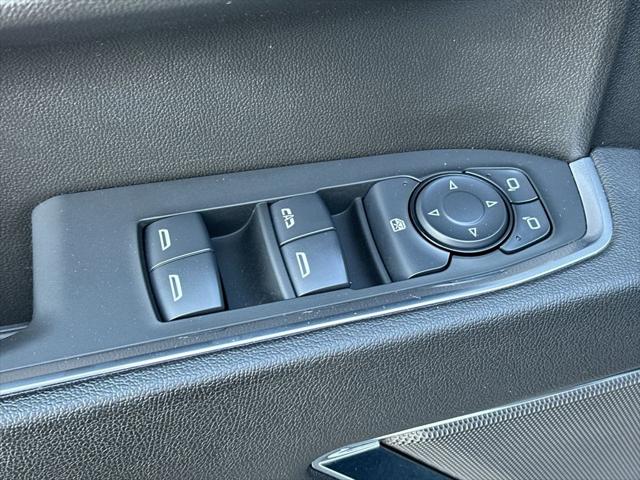 2024 GMC Sierra 1500 4WD Crew Cab Short Box Elevation with 3SB