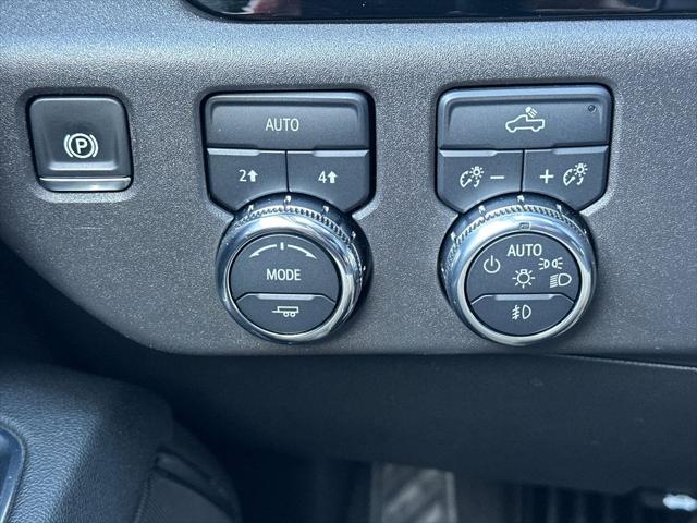 2024 GMC Sierra 1500 4WD Crew Cab Short Box Elevation with 3SB