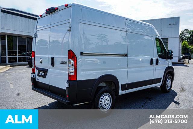 2025 Ram ProMaster 2500 Cargo Van Tradesman High Roof 136" WB w/Pass Seat