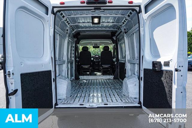 2025 Ram ProMaster 2500 Cargo Van Tradesman High Roof 136" WB w/Pass Seat