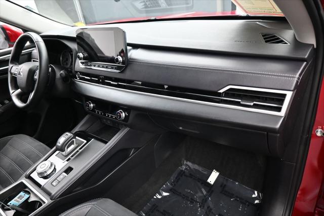 2024 Mitsubishi Outlander SE Black Edition S-AWC