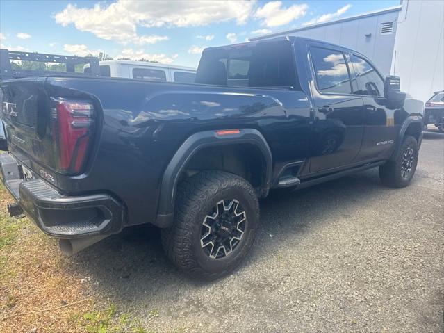 2024 GMC Sierra 2500HD 4WD Crew Cab Standard Bed AT4X